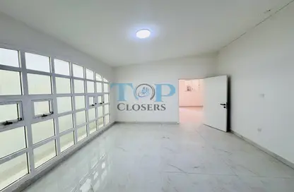 Apartment - 2 Bedrooms - 2 Bathrooms for rent in Al Marayegh - Al Jaheli - Al Ain