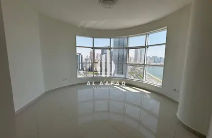 Apartment - 3 Bedrooms - 3 Bathrooms for rent in Al Khan Corniche - Al Khan - Sharjah Apartment - 3 Bedrooms - 3 Bathrooms for rent in Al Khan Corniche - Al Khan - Sharjah