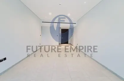 Apartment - 3 Bedrooms - 5 Bathrooms for rent in Mankhool - Bur Dubai - Dubai