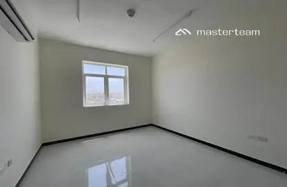 Empty Room image for: Apartment - 1 Bedroom - 2 Bathrooms for rent in Al Sidrah - Al Khabisi - Al Ain, Image 1