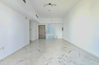 Apartment - 1 Bedroom - 2 Bathrooms for rent in Golden Dream Tower 1 - Jumeirah Village Circle - Dubai