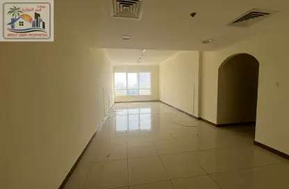 Apartment - 2 Bedrooms - 3 Bathrooms for rent in Al Mahatta - Al Qasimia - Sharjah