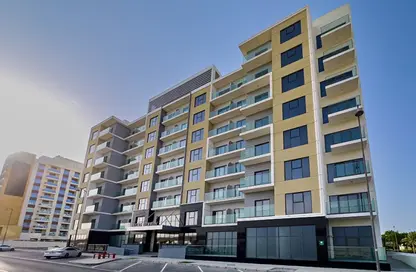 شقة - 2 غرف نوم - 3 حمامات للبيع في عزيزي برتون - الفرجان - دبي