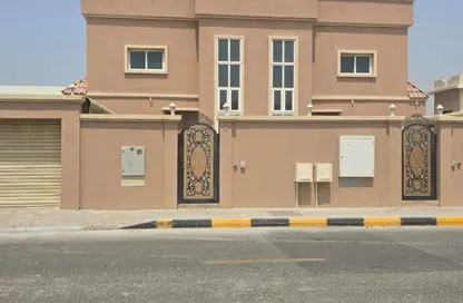 Villa - 4 Bedrooms - 6 Bathrooms for rent in Al Jazzat - Al Riqqa - Sharjah
