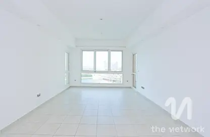 Apartment - 3 Bedrooms - 5 Bathrooms for sale in Marina Residences 2 - Marina Residences - Palm Jumeirah - Dubai