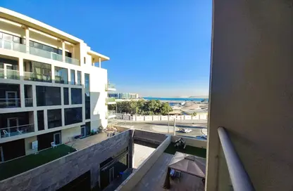 Apartment - 3 Bedrooms - 4 Bathrooms for rent in Bloom Marina - Al Bateen - Abu Dhabi