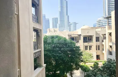Apartment - 2 Bedrooms - 3 Bathrooms for sale in Yansoon 5 - Yansoon - Old Town - Dubai