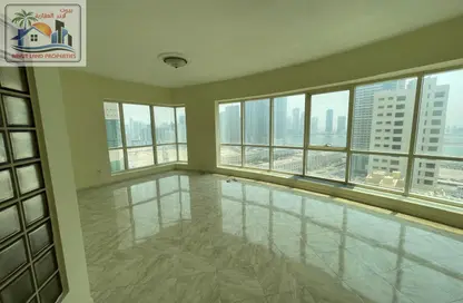 Apartment - 3 Bedrooms - 4 Bathrooms for rent in Al Majaz 3 - Al Majaz - Sharjah