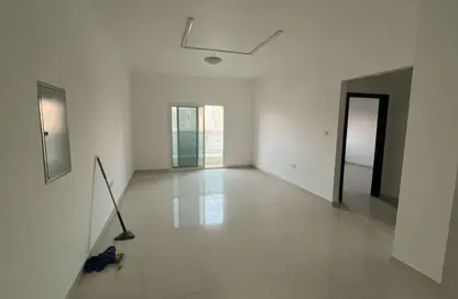 Apartment - 1 Bedroom - 2 Bathrooms for rent in Al Rashidiya Towers - Al Rashidiya - Ajman Downtown - Ajman