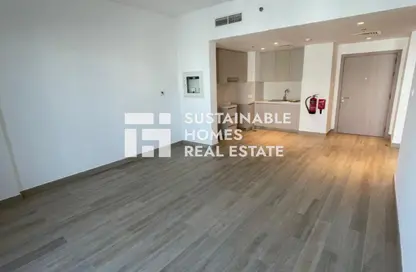 Apartment - 1 Bedroom - 1 Bathroom for rent in Waters Edge - Yas Island - Abu Dhabi