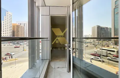 Apartment - 2 Bedrooms - 3 Bathrooms for rent in Al Marjan Tower - Al Falah Street - City Downtown - Abu Dhabi