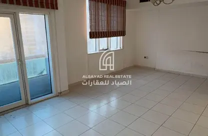 شقة - 2 غرف نوم - 2 حمامات للايجار في بناية ثريا المجاز - المجاز 3 - المجاز - الشارقة شقة - 2 غرف نوم - 2 حمامات للايجار في بناية ثريا المجاز - المجاز 3 - المجاز - الشارقة