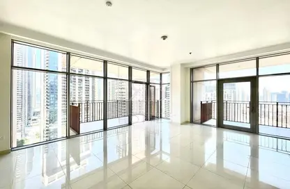 Apartment - 2 Bedrooms - 3 Bathrooms for sale in Boulevard Crescent 2 - BLVD Crescent - Downtown Dubai - Dubai