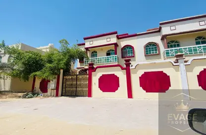 فيلا - 5 غرف نوم - 6 حمامات للايجار في 3 المويهات - المويهات - عجمان