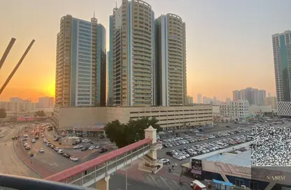 شقة - 3 غرف نوم - 4 حمامات للايجار في أبراج الراشدية - الراشدية - عجمان وسط المدينة - عجمان