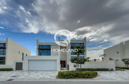 Villa - 4 Bedrooms - 5 Bathrooms for sale in District One Phase III - District One - Mohammed Bin Rashid City - Dubai