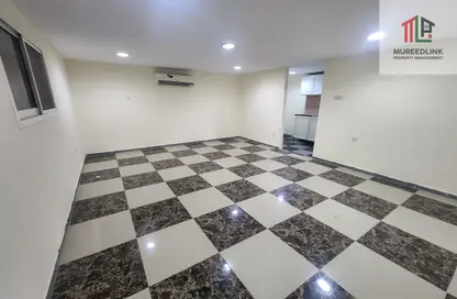 Apartment - Studio - 1 Bathroom for rent in Al Saada Street - Al Mushrif - Abu Dhabi