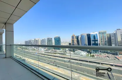 Apartment - 2 Bedrooms - 2 Bathrooms for rent in West Avenue Tower - Dubai Marina - Dubai