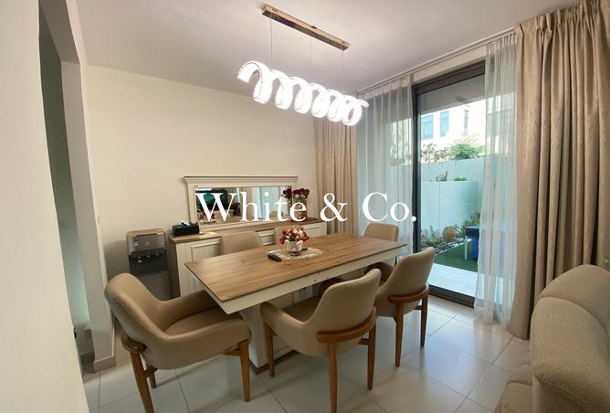 15552012 - Property Image 2