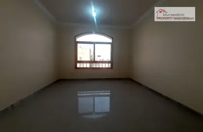 Empty Room image for: Apartment - 5 Bedrooms - 5 Bathrooms for rent in Al Mushrif - Abu Dhabi, Image 1