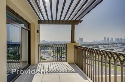 Balcony image for: Apartment - 4 Bedrooms - 4 Bathrooms for rent in Asayel - Madinat Jumeirah Living - Umm Suqeim - Dubai, Image 1