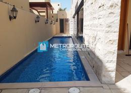 صورةحوض سباحة لـ: فيلا - 5 غرف نوم - 6 حمامات للبيع في مجتمع الياسمين - حدائق الراحة - أبوظبي, صورة 1