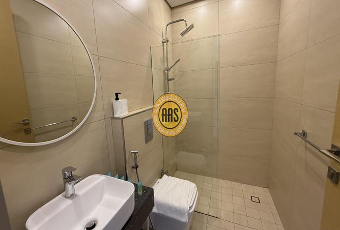 Apartment - 2 Bedrooms - 3 Bathrooms for sale in Diamond Building - Jumeirah Garden City - Al Satwa - Dubai