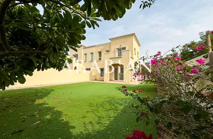 فيلا - 2 غرف نوم - 3 حمامات للايجار في الينابيع 14 - الينابيع - دبي