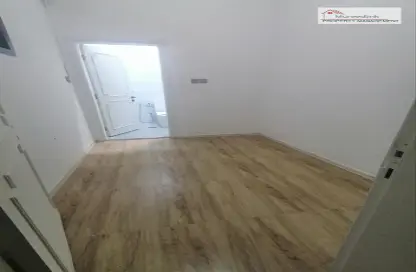 Empty Room image for: Apartment - 1 Bedroom - 1 Bathroom for rent in Al Mushrif - Abu Dhabi, Image 1