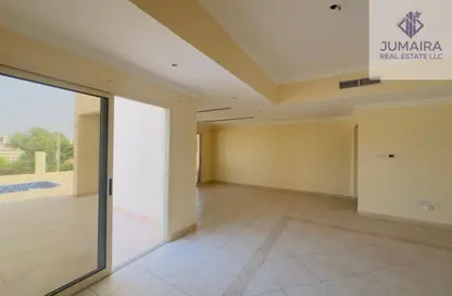 Duplex - 4 Bedrooms - 4 Bathrooms for rent in The Townhouses at Al Hamra Village - Al Hamra Village - Ras Al Khaimah