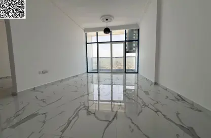 Apartment - 1 Bedroom - 2 Bathrooms for rent in Gate Tower 1 - Musheiref - Ajman