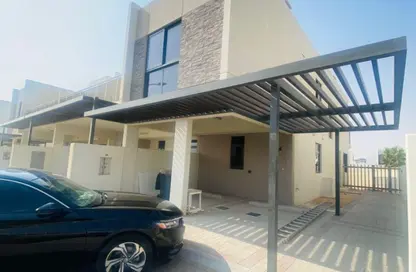 Townhouse - 3 Bedrooms - 5 Bathrooms for sale in Zinnia - The Roots DAMAC Hills 2 - Damac Hills 2 - Dubai