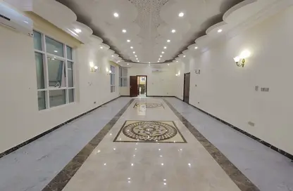 فيلا - 5 غرف نوم - 7 حمامات للايجار في مركز محمد بن زايد - مدينة محمد بن زايد - أبوظبي