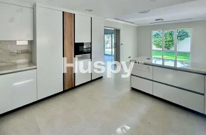 Villa - 5 Bedrooms - 4 Bathrooms for rent in Meadows 2 - Meadows - Dubai
