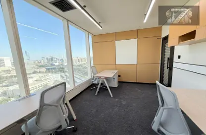 Business Centre - Studio - 2 Bathrooms for rent in Health care City - Dubai Healthcare City - Bur Dubai - Dubai