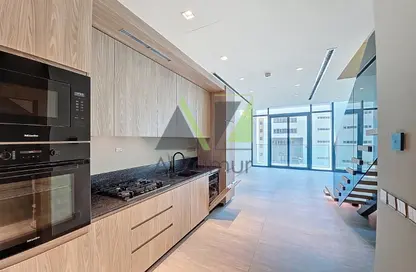 Penthouse - 1 Bedroom - 2 Bathrooms for rent in The Autograph - Jumeirah Village Circle - Dubai