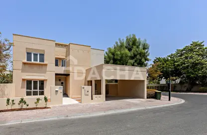 Villa - 5 Bedrooms - 6 Bathrooms for rent in Meadows 9 - Meadows - Dubai