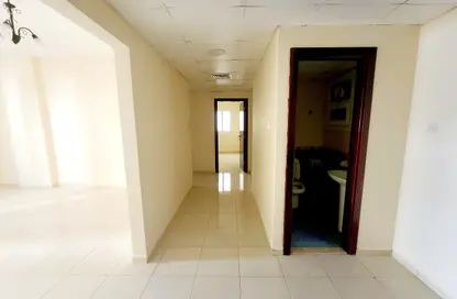 Apartment - 1 Bedroom - 2 Bathrooms for rent in Hajar Building - Muwaileh Commercial - Sharjah