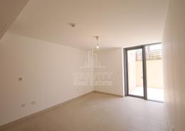 Apartment - 1 bedroom - 2 bathrooms for rent in Building B - Al Zeina - Al Raha Beach - Abu Dhabi