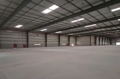 مستودع - استوديو للايجار في المرحلة 1 - مجمع دبي للاستثمار - دبي مستودع - استوديو للايجار في المرحلة 1 - مجمع دبي للاستثمار - دبي