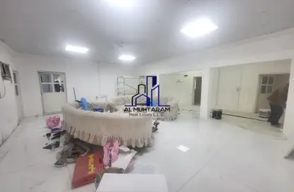 فيلا - 4 غرف نوم - 2 حمامات للايجار في القادسية - الحيرة - الشارقة