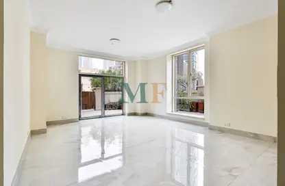 Apartment - 2 Bedrooms - 2 Bathrooms for rent in Emaar 6 Towers - Dubai Marina - Dubai