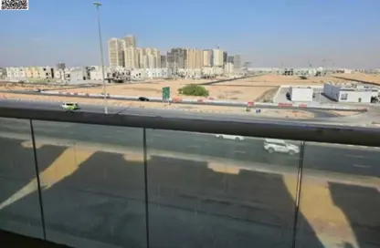 شقة - 2 غرف نوم - 3 حمامات للبيع في قرية الاميرة - الياسمين - عجمان