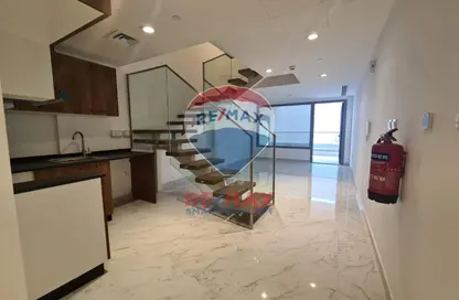 Apartment - 2 Bedrooms - 3 Bathrooms for sale in Oasis 2 - Oasis Residences - Masdar City - Abu Dhabi