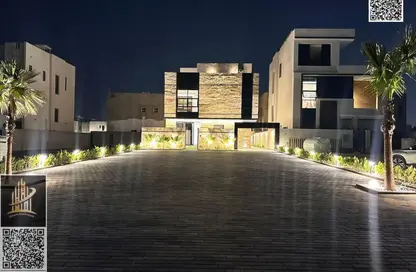 Villa - 5 Bedrooms - 7+ Bathrooms for rent in Al Zaheya Gardens - Al Zahya - Ajman
