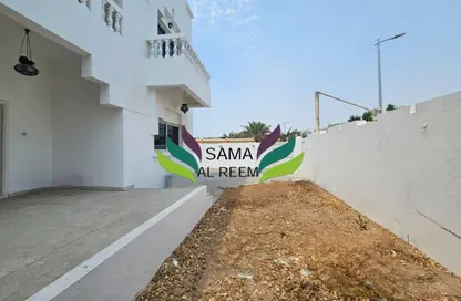 Villa - 5 Bedrooms - 4 Bathrooms for rent in Umm Suqeim 2 Villas - Umm Suqeim 2 - Umm Suqeim - Dubai