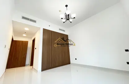 شقة - غرفة نوم - 4 حمامات للايجار في جداف فيوز - الجداف - دبي