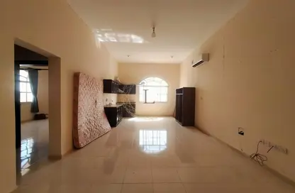 Apartment - 1 Bedroom - 1 Bathroom for rent in Bida Bin Ammar - Asharej - Al Ain