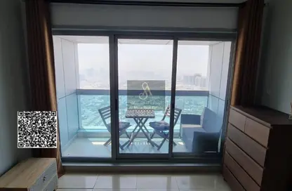 شقة - غرفة نوم - 2 حمامات للايجار في برج الكورنيش - طريق كورنيش عجمان - عجمان شقة - غرفة نوم - 2 حمامات للايجار في برج الكورنيش - طريق كورنيش عجمان - عجمان