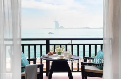 النزل و الشقق الفندقية - غرفة نوم - 2 حمامات للايجار في رويال امواج ريزيدنس ساوث - رويال أمواج - نخلة جميرا - دبي